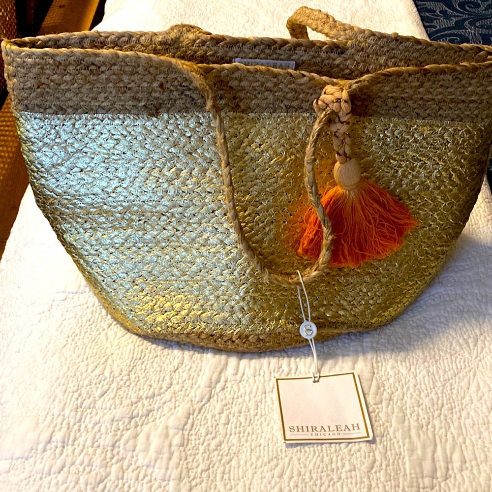 Jute handbag . Boutique brand Shiraleah